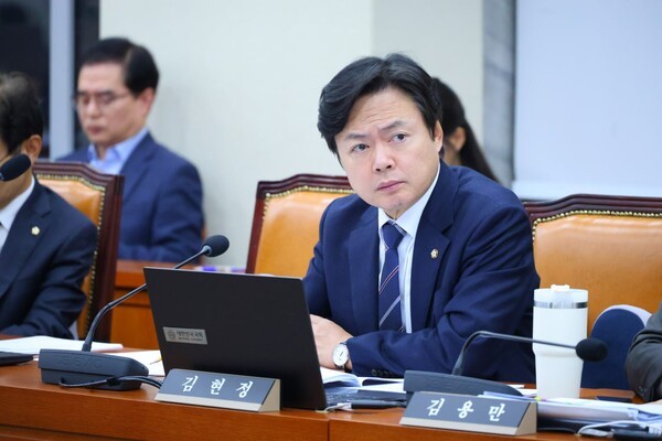 e7423831356d78e79907d736d1ea8b60_1763101935_7779.jpg e7423831356d78e79907d736d1ea8b60_1763101935_7779.jpg