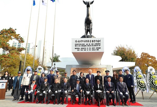 e7423831356d78e79907d736d1ea8b60_1763103742_4773.jpg e7423831356d78e79907d736d1ea8b60_1763103742_4773.jpg